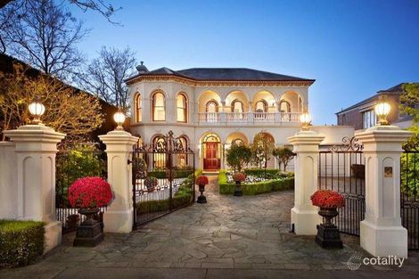 127 Mont Albert Rd, Canterbury, VIC 3126