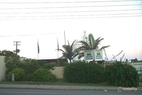 663 Pine Ridge Rd, Biggera Waters, QLD 4216