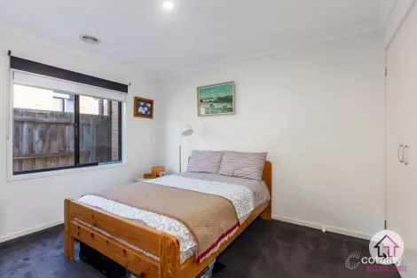 Property photo of 8 Corkwood Crescent Wallan VIC 3756