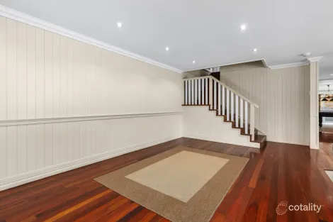 Property photo of 30 Westminster Boulevard Elanora QLD 4221