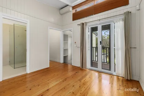 Property photo of 30 Westminster Boulevard Elanora QLD 4221