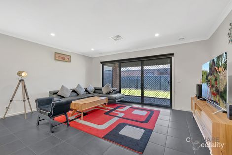 Property photo of 62 Sustainable Drive Craigieburn VIC 3064