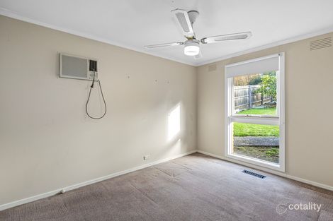 Property photo of 41 Rolloway Rise Chirnside Park VIC 3116