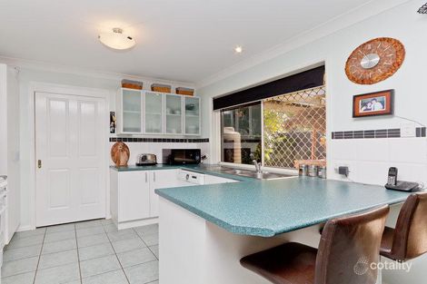 Property photo of 11 Macadam Court Kallangur QLD 4503
