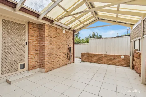 Property photo of 2/124 Ocean Street Mount Saint Thomas NSW 2500