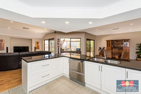 Property photo of 10 Gardenia Approach Halls Head WA 6210