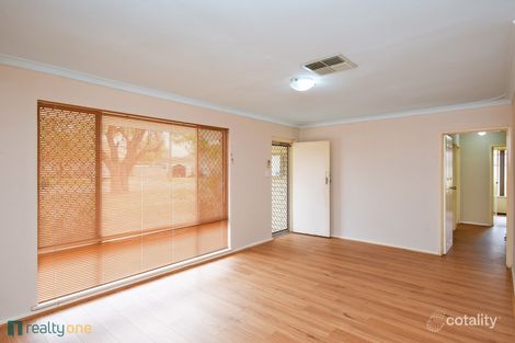 Property photo of 32 Saggers Crescent Beckenham WA 6107