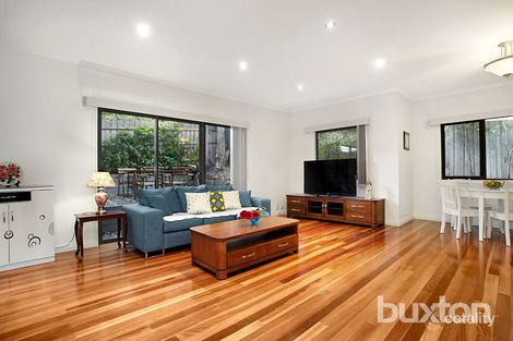 Property photo of 2/11 Armstrong Street Mount Waverley VIC 3149