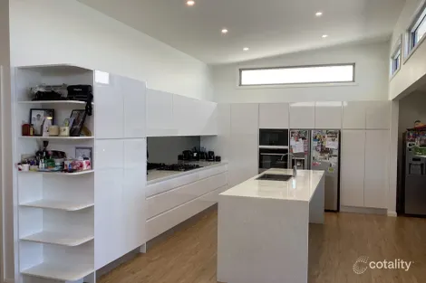 Property photo of 23 Marks Parade Marks Point NSW 2280