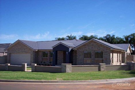 Property photo of 46 North Grove Drive Griffith NSW 2680
