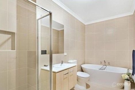 Property photo of 15 Veneto Grove Greenvale VIC 3059