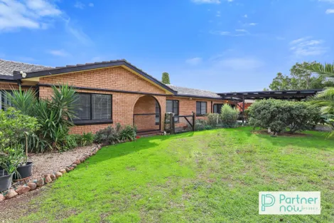Property photo of 32 Waree Drive Hillvue NSW 2340