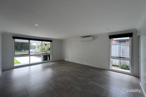 Property photo of 12 Moore Street Oak Flats NSW 2529