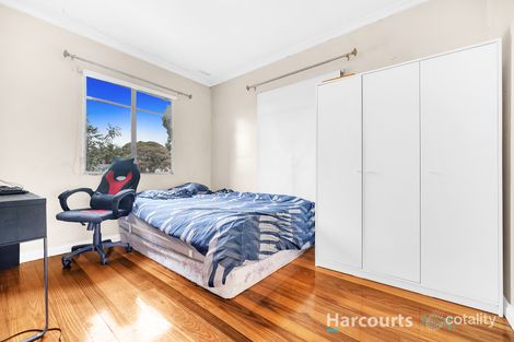 Property photo of 5 Cherry Grove Doveton VIC 3177