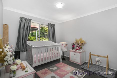 Property photo of 77 Gibson Crescent Bellbowrie QLD 4070