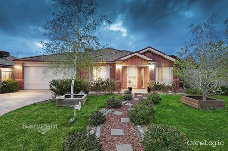 Property photo of 23 Dempster Way Berwick VIC 3806