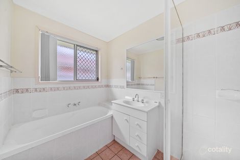 Property photo of 8 Park Close Hillcrest QLD 4118