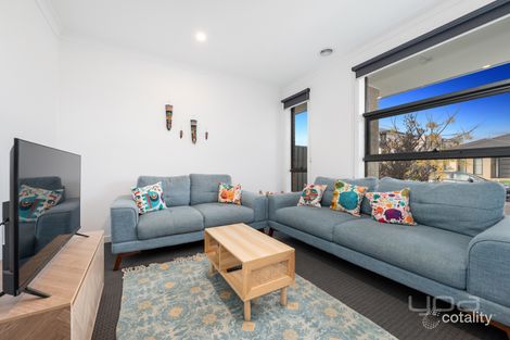Property photo of 23 Becontree Crescent Strathtulloh VIC 3338