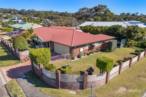 Property photo of 3 Thistle Way Woodrising NSW 2284