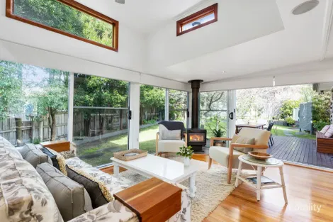 Property photo of 8 Marcus Court Dromana VIC 3936