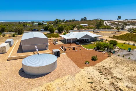 14 Rockwood Rmbl, Karakin, WA 6044