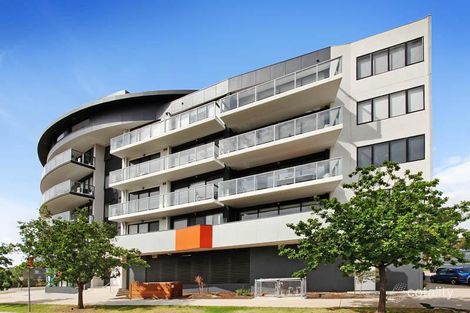 Property photo of 1/1 Woodward Way Caroline Springs VIC 3023