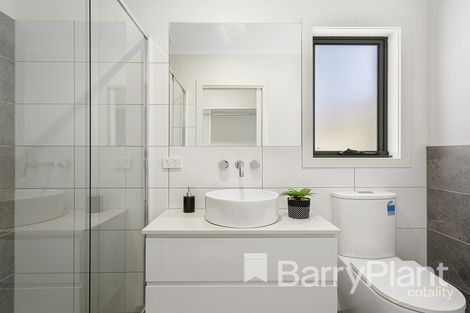 Property photo of 5A Overlea Avenue Rosebud VIC 3939
