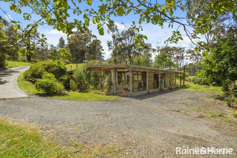 Property photo of 1 Christopher Crescent Woodend VIC 3442