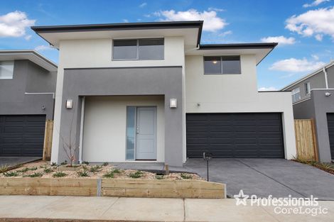 Property photo of 14 Gilded Road Werribee VIC 3030