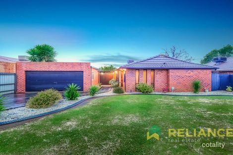 39 Rees Rd, Melton South, VIC 3338