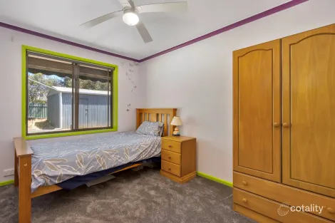 Property photo of 4 Louisa Road Lewiston SA 5501