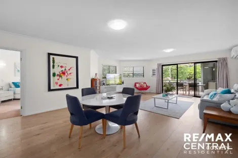 Property photo of 15 Newstead Avenue Newstead QLD 4006