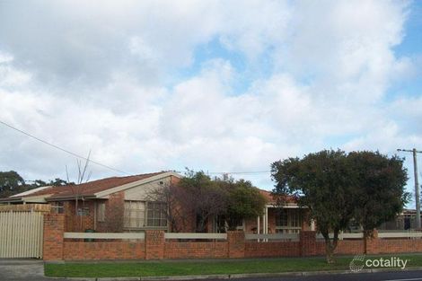 Property photo of 70 Cairns Road Hampton Park VIC 3976