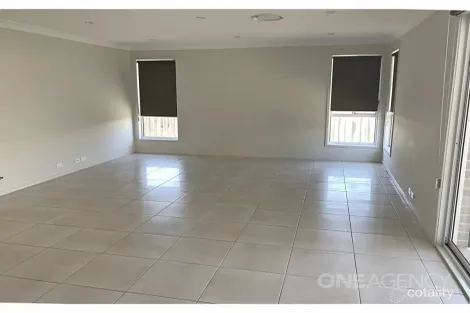 Property photo of 16 Walsh Drive Goulburn NSW 2580