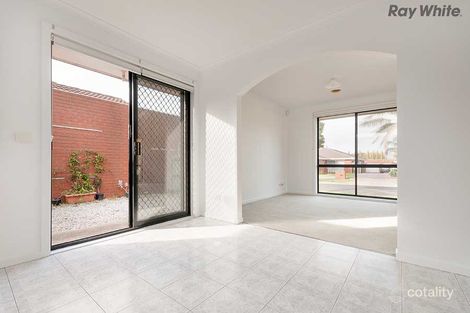 Property photo of 1/62 Dundee Way Sydenham VIC 3037