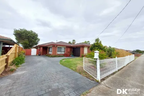 Property photo of 329 Heaths Road Werribee VIC 3030