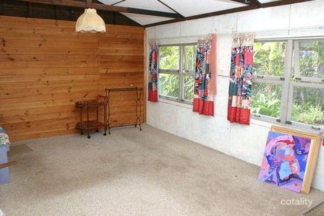 Property photo of 11 Ourringo Street Budgewoi NSW 2262