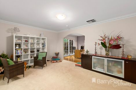 Property photo of 10 Bembooka Court Doncaster VIC 3108