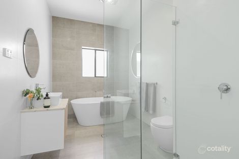 Property photo of 4/65 Ramsay Road Picnic Point NSW 2213