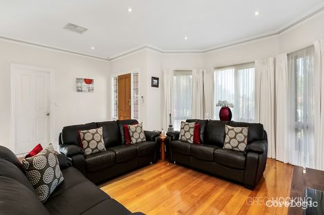 Property photo of 16 Wolsely Close Werribee VIC 3030