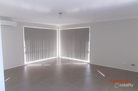 Property photo of 12 Laurina Avenue Thornton NSW 2322