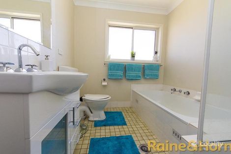 Property photo of 31 Salter Drive Dubbo NSW 2830