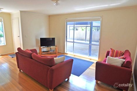 Property photo of 32 Mariner Place Inverloch VIC 3996