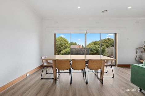 Property photo of 4 Chateau Grove Beaumaris VIC 3193