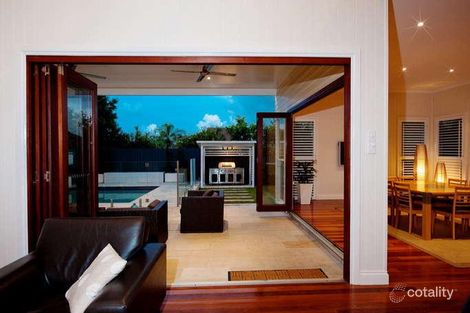 Property photo of 32 Granville Street Wilston QLD 4051