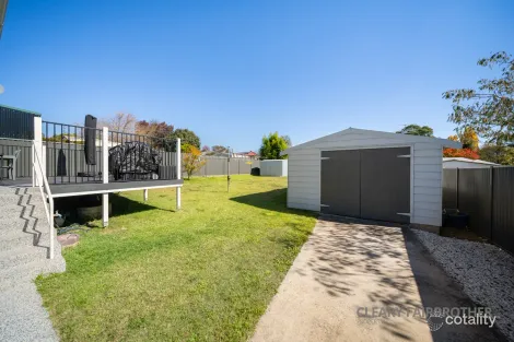 Property photo of 5 Hamley Street South Bathurst NSW 2795