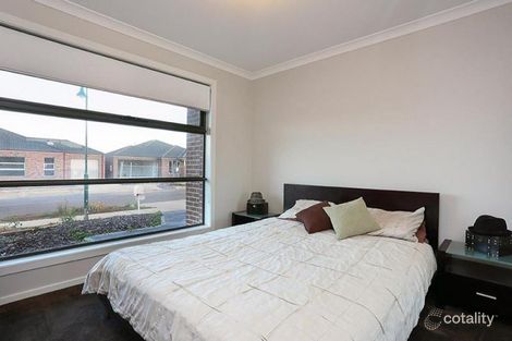 Property photo of 12 Amelia Place Harkness VIC 3337