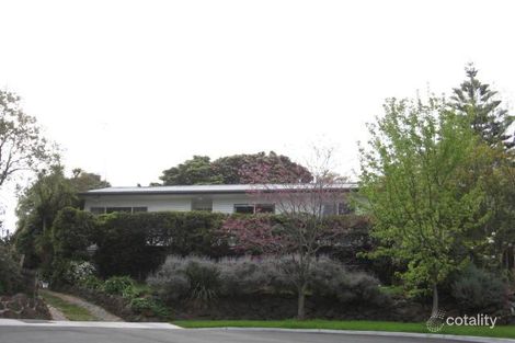 18 Queens Ct, Berwick, VIC 3806
