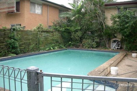 Property photo of 10 Nevern Street Macgregor QLD 4109