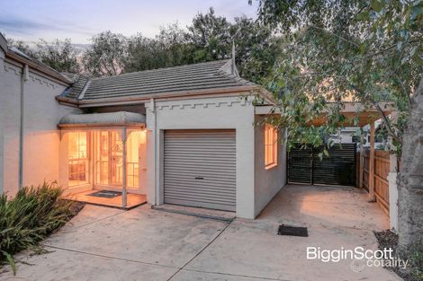 2/26 Strathconnan Pl, Wheelers Hill, VIC 3150